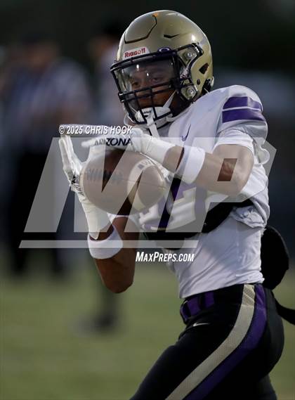 Thumbnail 2 in Sabino @ Sahuaro photogallery.