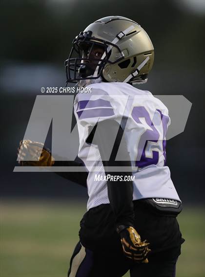 Thumbnail 2 in Sabino @ Sahuaro photogallery.