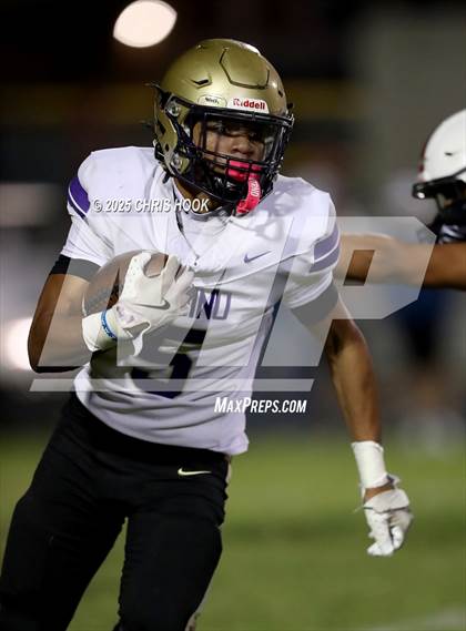 Thumbnail 3 in Sabino @ Sahuaro photogallery.
