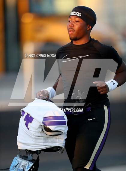Thumbnail 1 in Sabino @ Sahuaro photogallery.