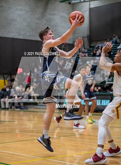 Thumbnail 3 in Gonzaga Prep vs. O'Dea (Hardwood Invite 1st Round) photogallery.