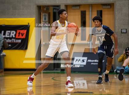 Thumbnail 2 in Gonzaga Prep vs. O'Dea (Hardwood Invite 1st Round) photogallery.
