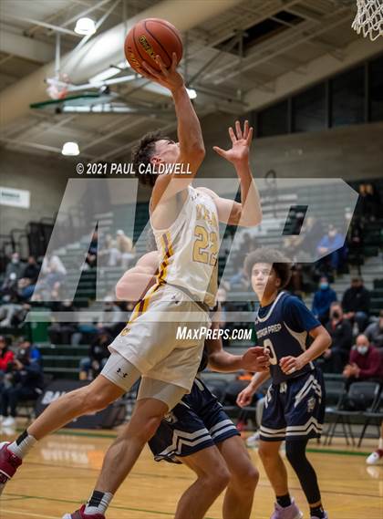 Thumbnail 1 in Gonzaga Prep vs. O'Dea (Hardwood Invite 1st Round) photogallery.