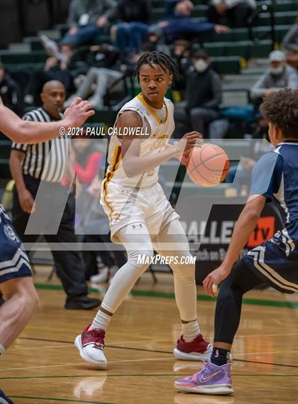 Thumbnail 2 in Gonzaga Prep vs. O'Dea (Hardwood Invite 1st Round) photogallery.