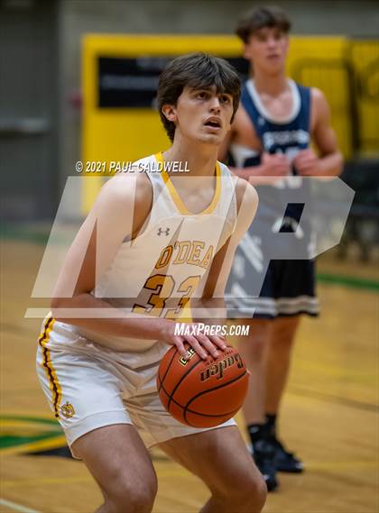Thumbnail 1 in Gonzaga Prep vs. O'Dea (Hardwood Invite 1st Round) photogallery.