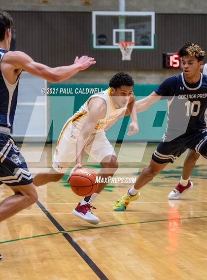 Thumbnail 1 in Gonzaga Prep vs. O'Dea (Hardwood Invite 1st Round) photogallery.