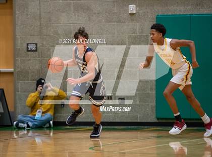 Thumbnail 3 in Gonzaga Prep vs. O'Dea (Hardwood Invite 1st Round) photogallery.