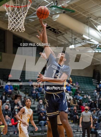 Thumbnail 2 in Gonzaga Prep vs. O'Dea (Hardwood Invite 1st Round) photogallery.
