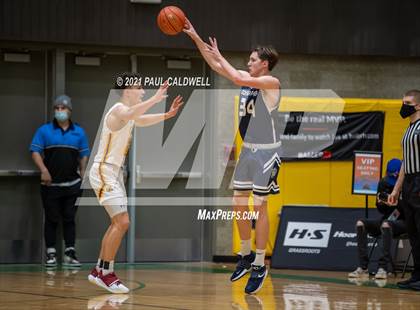 Thumbnail 1 in Gonzaga Prep vs. O'Dea (Hardwood Invite 1st Round) photogallery.