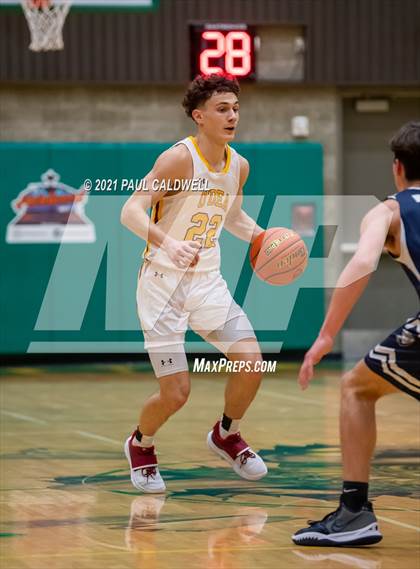 Thumbnail 2 in Gonzaga Prep vs. O'Dea (Hardwood Invite 1st Round) photogallery.