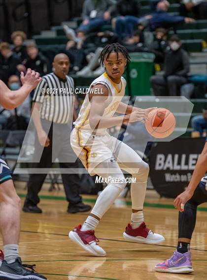 Thumbnail 1 in Gonzaga Prep vs. O'Dea (Hardwood Invite 1st Round) photogallery.
