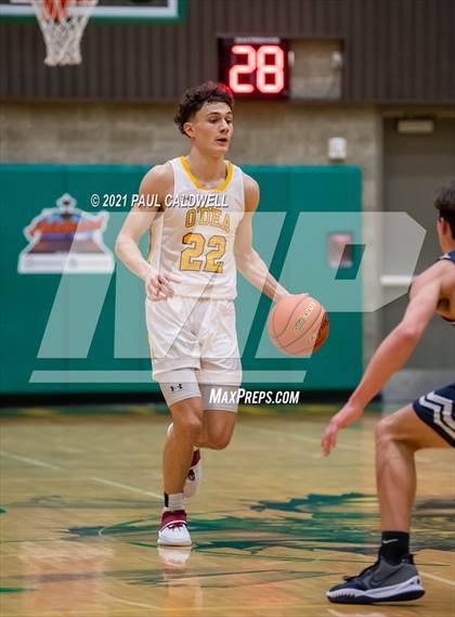 Thumbnail 1 in Gonzaga Prep vs. O'Dea (Hardwood Invite 1st Round) photogallery.