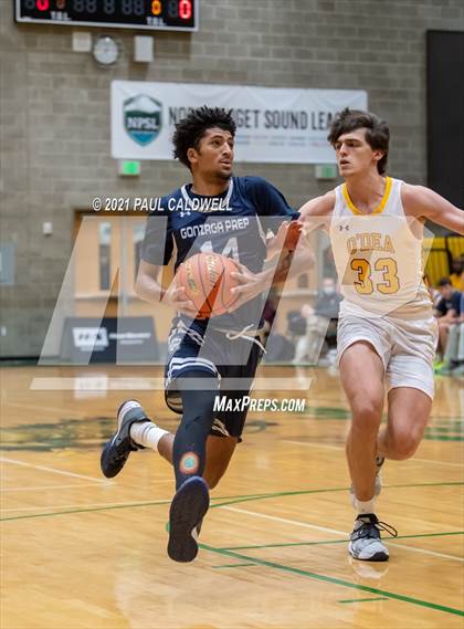 Thumbnail 2 in Gonzaga Prep vs. O'Dea (Hardwood Invite 1st Round) photogallery.