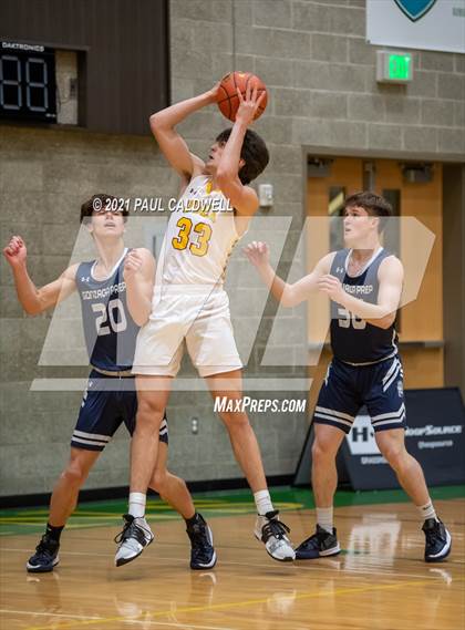 Thumbnail 1 in Gonzaga Prep vs. O'Dea (Hardwood Invite 1st Round) photogallery.