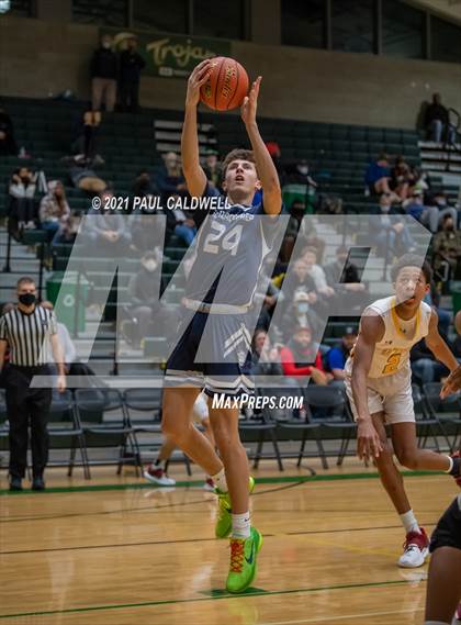 Thumbnail 2 in Gonzaga Prep vs. O'Dea (Hardwood Invite 1st Round) photogallery.