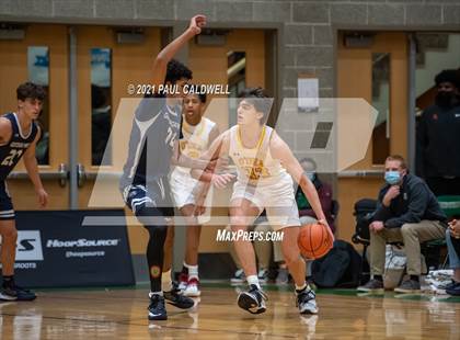 Thumbnail 3 in Gonzaga Prep vs. O'Dea (Hardwood Invite 1st Round) photogallery.