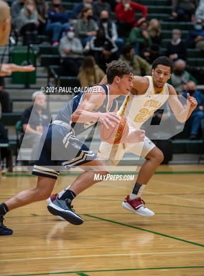 Thumbnail 3 in Gonzaga Prep vs. O'Dea (Hardwood Invite 1st Round) photogallery.