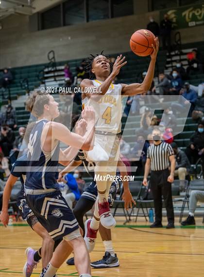 Thumbnail 1 in Gonzaga Prep vs. O'Dea (Hardwood Invite 1st Round) photogallery.