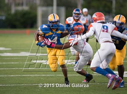 Thumbnail 1 in Northwestern vs. Hialeah-Miami Lakes photogallery.