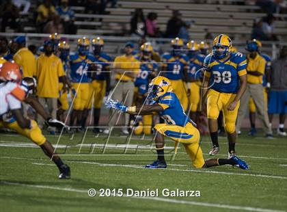 Thumbnail 3 in Northwestern vs. Hialeah-Miami Lakes photogallery.