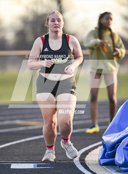 Thumbnail 1 in Hamilton Southeastern Triangular Invite (1600 Meter)  photogallery.