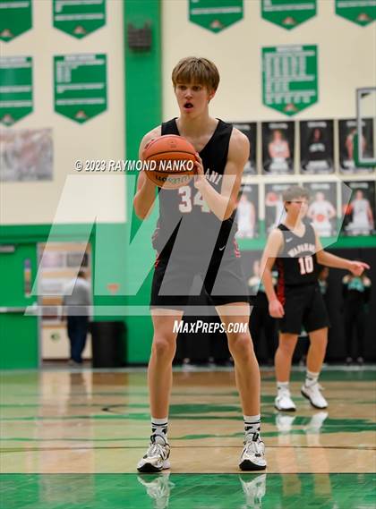 Thumbnail 3 in Wapahani @ Yorktown photogallery.