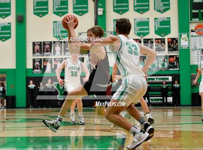 Thumbnail 2 in Wapahani @ Yorktown photogallery.