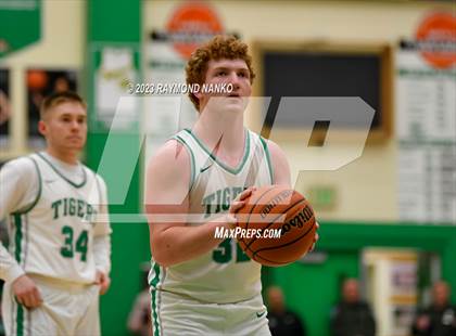Thumbnail 1 in Wapahani @ Yorktown photogallery.