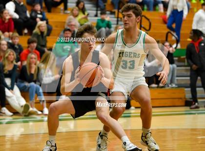 Thumbnail 3 in Wapahani @ Yorktown photogallery.