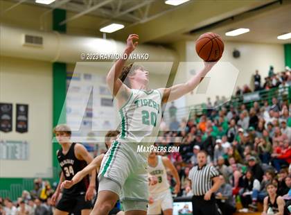 Thumbnail 1 in Wapahani @ Yorktown photogallery.