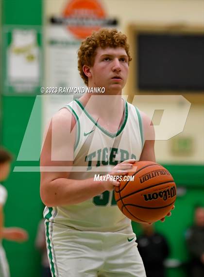 Thumbnail 2 in Wapahani @ Yorktown photogallery.