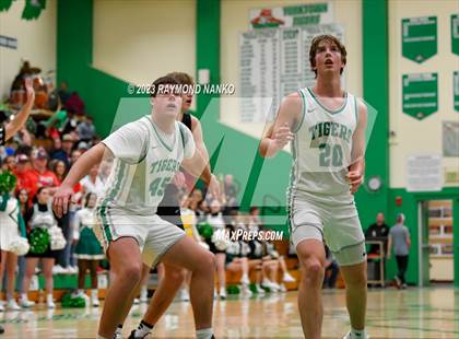 Thumbnail 1 in Wapahani @ Yorktown photogallery.