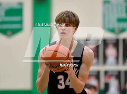 Thumbnail 3 in Wapahani @ Yorktown photogallery.