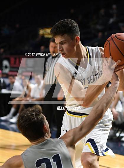 Thumbnail 1 in West Seattle vs. Gonzaga Prep photogallery.