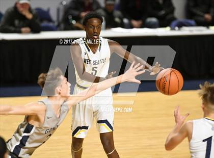 Thumbnail 1 in West Seattle vs. Gonzaga Prep photogallery.