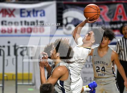 Thumbnail 2 in West Seattle vs. Gonzaga Prep photogallery.