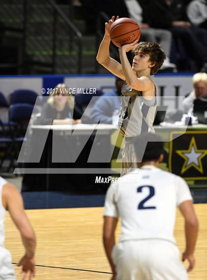 Thumbnail 3 in West Seattle vs. Gonzaga Prep photogallery.