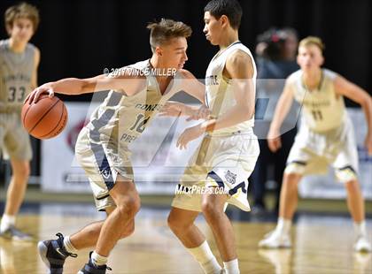 Thumbnail 2 in West Seattle vs. Gonzaga Prep photogallery.