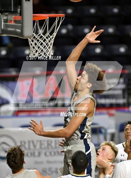 Thumbnail 3 in West Seattle vs. Gonzaga Prep photogallery.