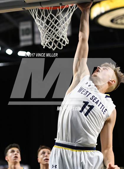 Thumbnail 2 in West Seattle vs. Gonzaga Prep photogallery.