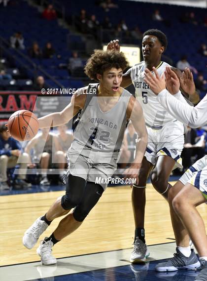 Thumbnail 3 in West Seattle vs. Gonzaga Prep photogallery.