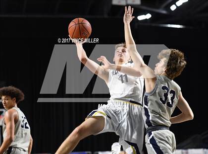 Thumbnail 3 in West Seattle vs. Gonzaga Prep photogallery.
