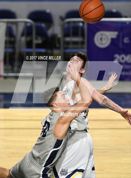 Thumbnail 3 in West Seattle vs. Gonzaga Prep photogallery.