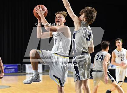 Thumbnail 1 in West Seattle vs. Gonzaga Prep photogallery.