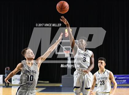 Thumbnail 2 in West Seattle vs. Gonzaga Prep photogallery.