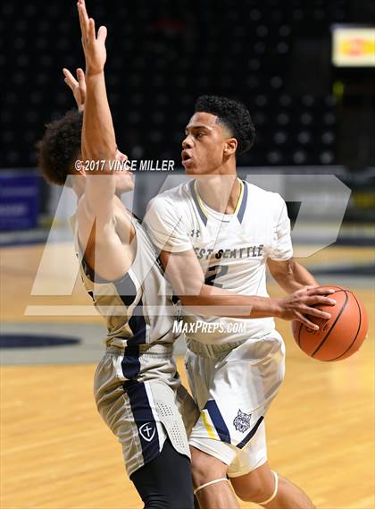 Thumbnail 3 in West Seattle vs. Gonzaga Prep photogallery.