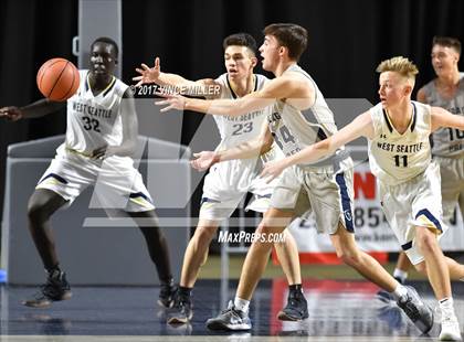 Thumbnail 1 in West Seattle vs. Gonzaga Prep photogallery.