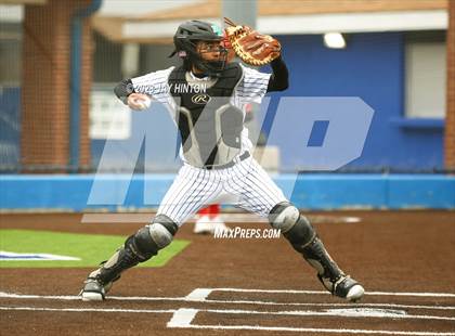 Thumbnail 3 in Adams vs. Glen Rose (RL Turner HS) photogallery.