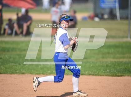 Thumbnail 1 in Grossmont @ Granite Hills photogallery.