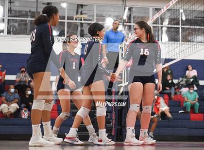 Thumbnail 2 in St. Martin's Episcopal vs. Archbishop Chapelle photogallery.